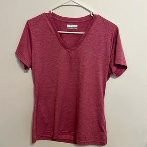 Columbia, T Shirt, V Neck, Women’s Size M, Activewear